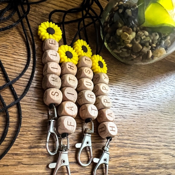Sunflower Lanyard - Picture 3 of 5